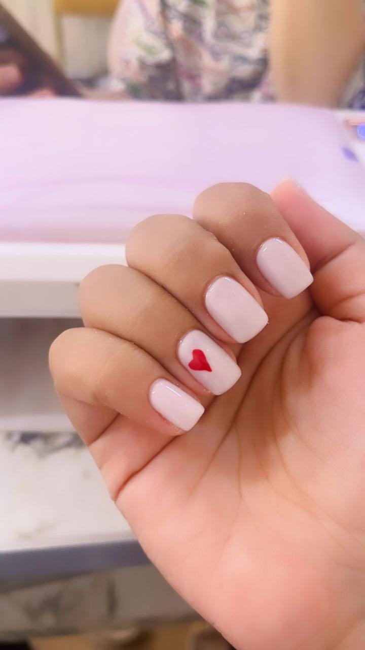 Ongles stiletto